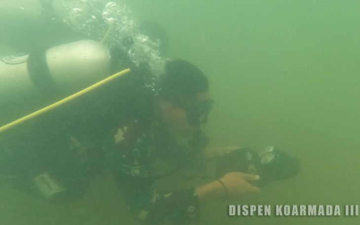 Kopaska Koarmada III Latih Keterampilan Kompas Bawah Air