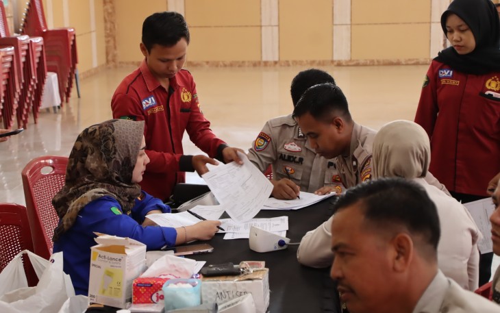  Polres Oku Timur Polda Sumsel Laksanakan Giat Donor Darah Serentak