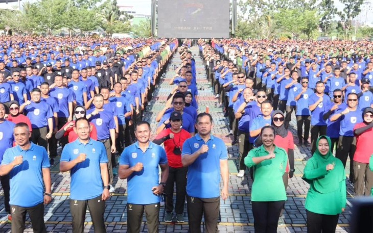 Danrem 121/Abw Ikut Memeriahkan Momen Indah Bersama KASAD dengan Prajurit Tanjungpura