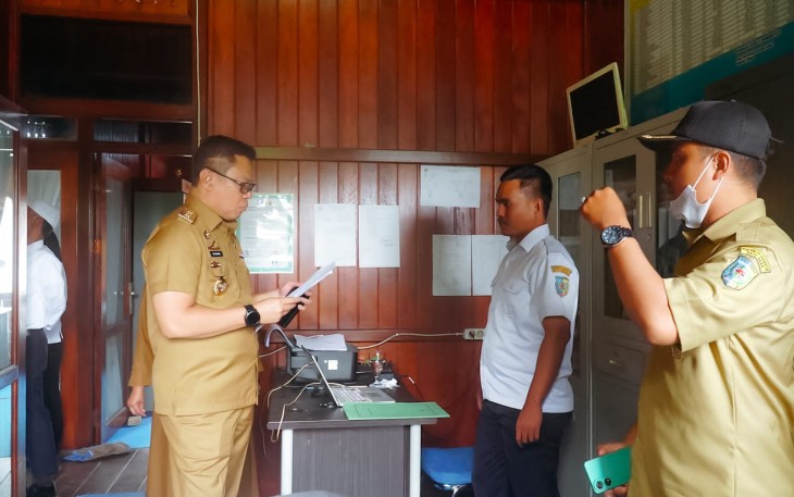 Pj. Bupati Batu Bara saat Inspeksi ke Medang Deras