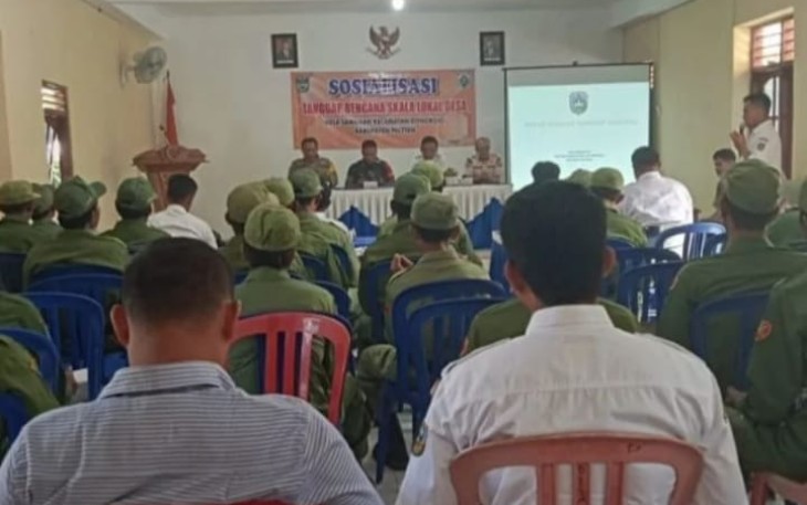 Babinsa Koramil 0801/11 Donorojo saat Berikan Sosialisasi