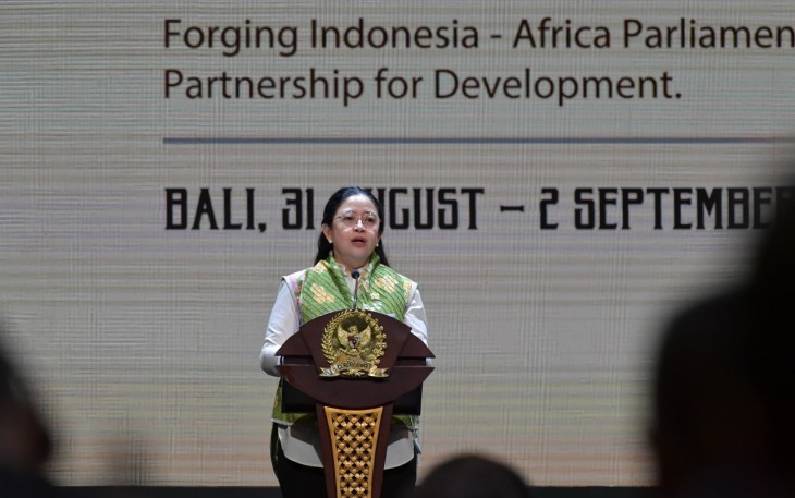 Ketua Dewan Perwakilan Rakyat Republik Indonesia (DPR RI), Puan Maharani saat membuka Indonesia-Africa Parliamentary Forum (IAPF) 2024 di Bali, Minggu (1/9/2024). Parlemen Indonesia memiliki peran strategis karena sejarah yang panjang dalam upaya penguatan kerja sama dengan negara-negara di kawasan Afrika. (Amiriyandi/Infopublik)