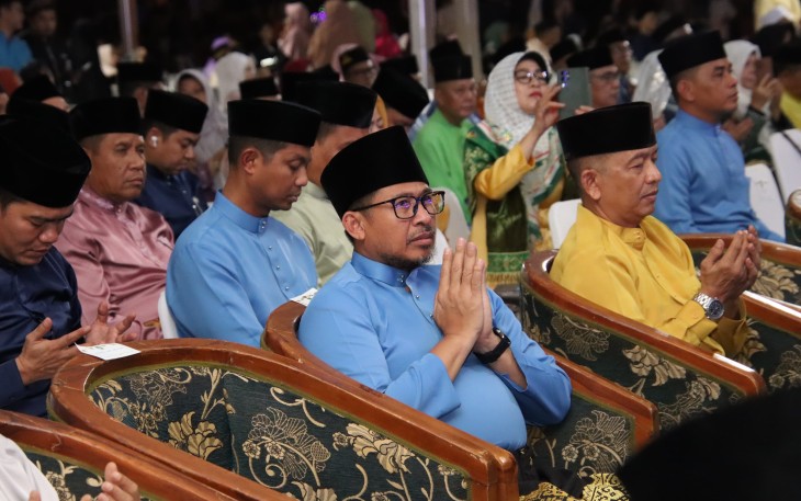 Ketua DPRD Kota Batam Nuryanto SH MH saat menghadiri pembukaan MTQH ke-X di Dataran Engku Putri, Senin (20/5/2024) malam.