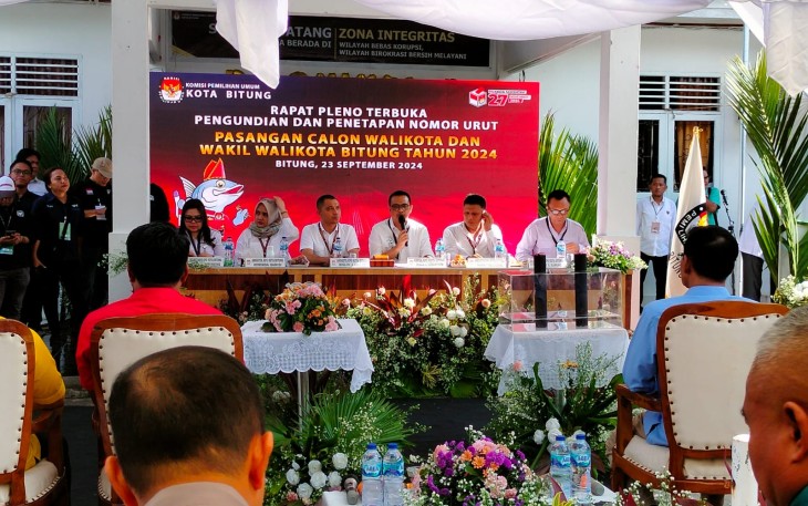 Foto saat pelaksanaan Pleno terbuka penetapan nomor urut pasangan calon walikota dan wakil walikota Bitung pada pilkada serentak 2024 di Kota Bitung