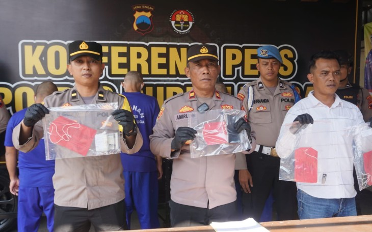 Komplotan Pencuri Pakan Ayam di Karangmoncol Purbalingga Diringkus Polisi