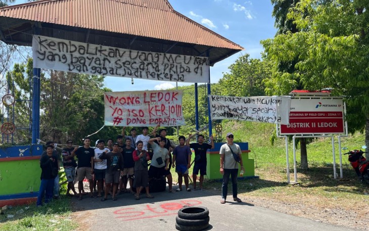 Akses Jalan Diblokir Warga