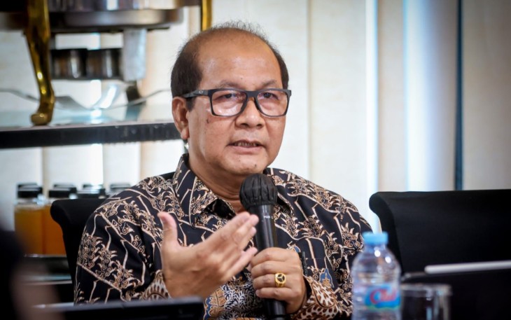 Sekretaris Kementerian Koperasi dan UKM Arif Rahman Hakim saat membuka Webinar yang diselenggarakan secara daring, Kamis (22/2/2024)