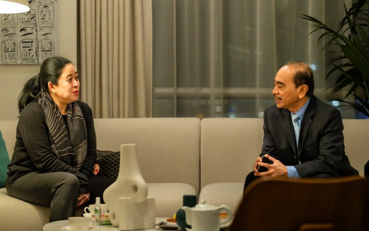Puan saat disambut Dubes Perancis di kedutaan RI Paris