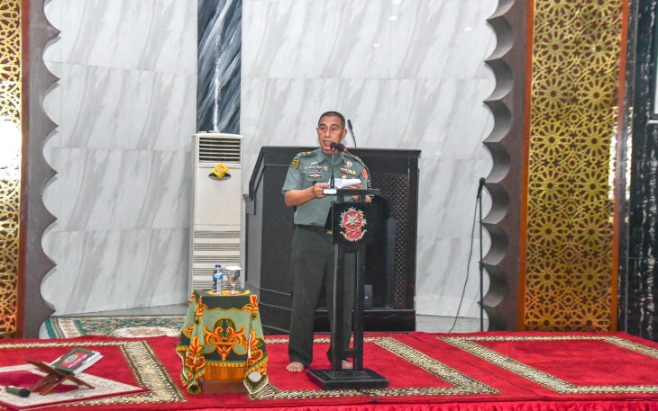Panglima Kostrad (Pangkostrad) Letjen TNI Muhammad Saleh Mustafa 