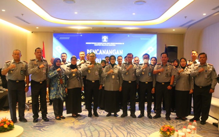 Foto Bersama usai acara