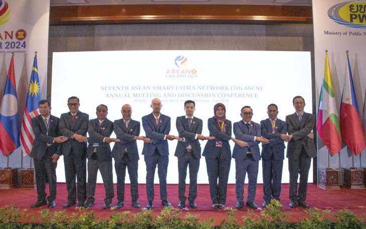  Plh Dirjen Adwil Presentasikan Kemajuan Kota Cerdas di Forum ASCN