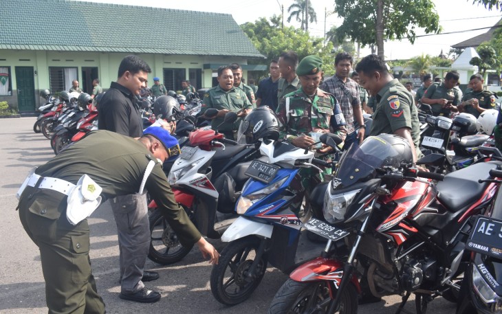 Dandenpom V/1 Madiun Letkol CPM (K) Turmuji Suryaningsih usai pemeriksaan di Makorem 081/DSJ, Jl. Pahlawan No. 50 Kota Madiun, Rabu (10/1/2024)