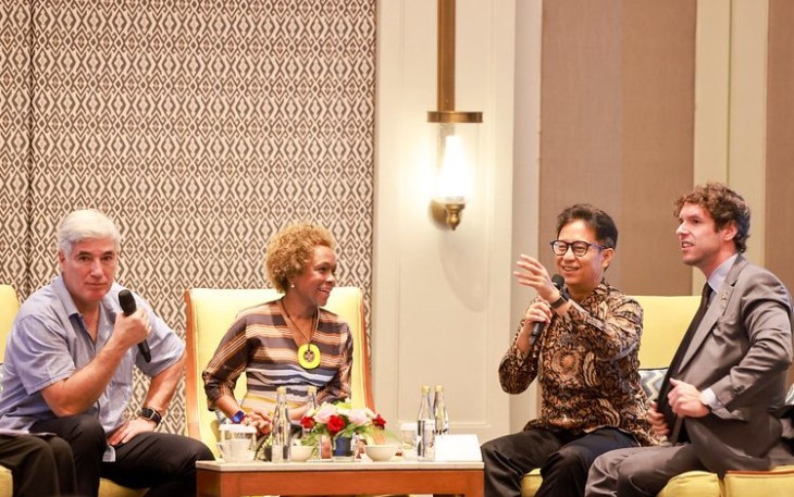 Menkes Budi Gunadi Sadikin dalam sesi diskusi pada GAVI Board Meeting di Hotel Hilton, Nusa Dua, Bali, Selasa (3/12)