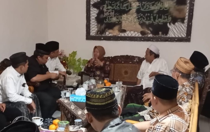 Risma dan Gus Hans dukung Kemandirian Pesantren dan Perbaiki Kualitas Lingkungan