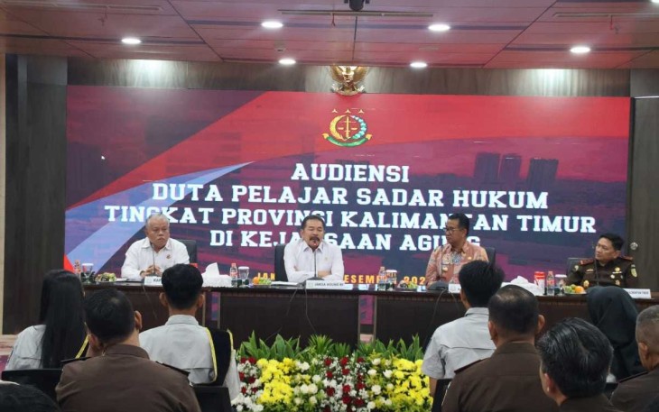Jaksa Agung Dukung Edukasi Hukum Sejak Dini Saat Terima Kunjungan Duta Pelajar Sadar Hukum  Kalimantan Timur 2024