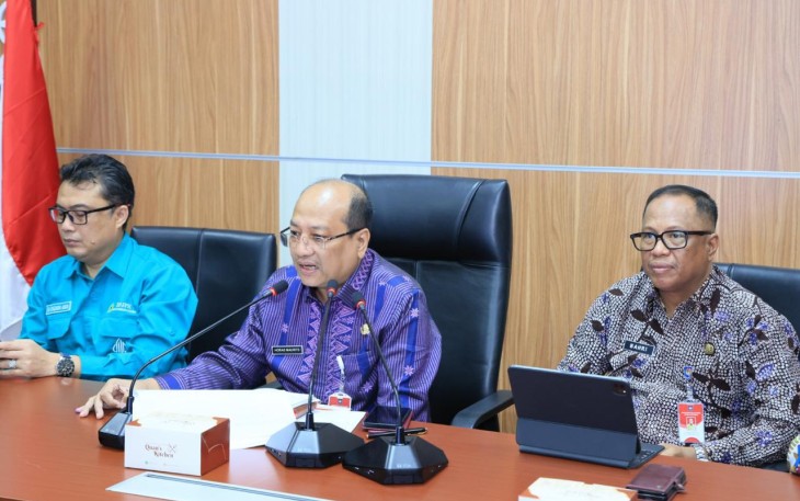 Pelaksana Harian (Plh.) Direktur Jenderal (Dirjen) Bina Keuda Horas Maurits Panjaitan saat koordinasi bertajuk “Sosialisasi Penganggaran APBD untuk Fasilitasi Sertifikasi Halal” di Gedung BPJPH, Jakarta Timur, Kamis (15/2/2024).