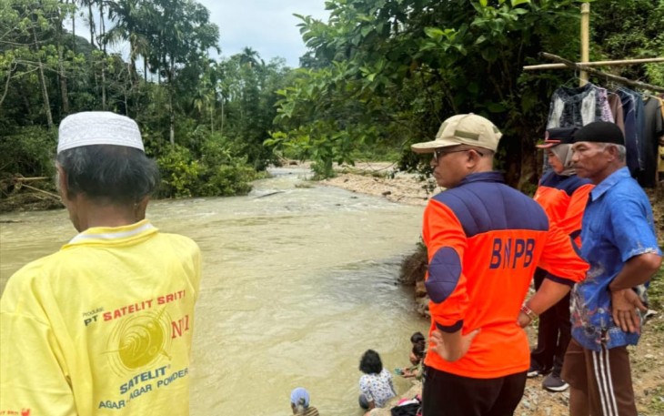 Pjs Bupati Pasaman Edi Dharma Tinjau Lokasi Terdampak Bencana