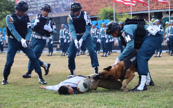 104 Siswa Kodiklatal Siap Mengabdi Sebagai Jalasena Berbaret Pomal