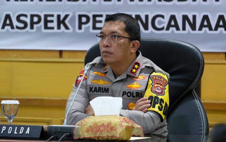 Kapolda Banten Irjen Pol Abdul Karim pimpin pembukaan Taklimat Awal Audit Kinerja Itwasda Polda Banten Tahap I T.A 2024 Aspek Perencanaan dan Perorganisasian bertempat di Rupatama Polda Banten pada Kamis (07/03)