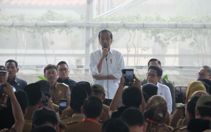 Presiden Republik Indonesia Joko Widodo dalam kunjungan di Desa Margagiri Kec. Bojonegara Kab. Serang, Senin (08/01)