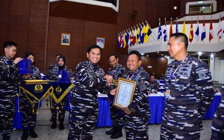 Kepala Staf Angkatan Laut (Kasal) Laksamana TNI Dr. Muhammad Ali membuka Rapat Pimpinan (Rapim) TNI Angkatan Laut (TNI AL) tahun 2024 bertempat di Auditorium Denma Mabesal, Cilangkap, Jakarta Timur, Kamis (29/02)