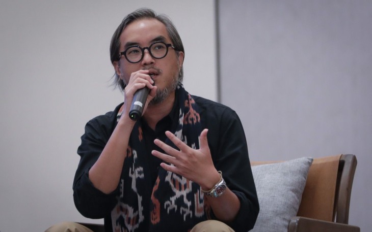 Dirut Smesco Indonesia Leonard saat memberikan paparan pada Talkshow bertajuk ‘Tutur Cerita Lestari: Menuju Ekonomi Restoratif Dengan Rantai Nilai Gotong-Royong’ sebagai rangkaian acara Festival Tumpak Wariga 2024, Sabtu (3/2).