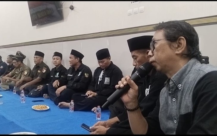Komandan Kodim 0831/Surabaya Timur berinovasi menggelar kegiatan Dialog dengan Komponen Bangsa dalam rangka mendukung Kerukunan Masyarakat Surabaya di wilayahnya pada Kamis 07-03-2024