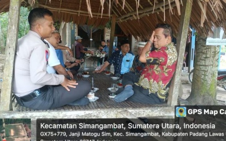 Personel Polsek Padang Bolak menggelar sambang dan tatap muka di Kecamatan Simangambat, Kabupaten Padang Lawas Utara (Paluta), Jumat (12/1/2024)