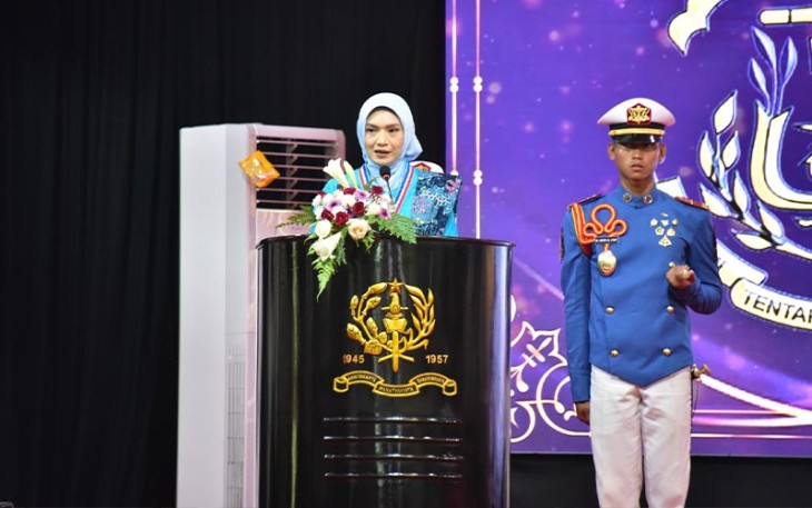 Pengukuhan Ibu Asuh Taruna Tingkat I Akademi TNI 