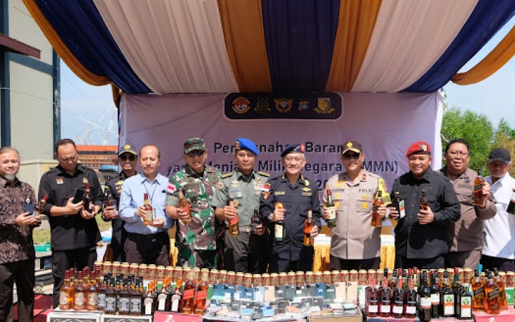 Bea Cukai Batam meggelar Operasi Patroli Laut Terpadu Bea dan Cukai Jaring Sriwijaya dan Jaring Wallacea secara serentak untuk menjaga wilayah negara Indonesia dari masuknya barang-barang illegal dan berbahaya, serta mengamankan keuangan negara sebagai perwujudan dari Patroli Fiskal Bea dan Cukai
