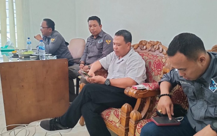 Caption: Suasana rapat pengurus DPP, DPD dan DPC PJS se Sumut di kantor DPD PJS Sumut, Sabtu (27/01/2024)