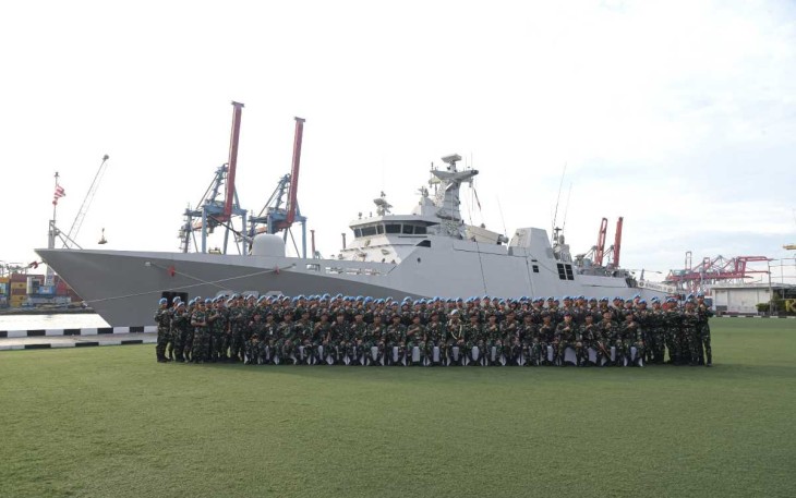 KRI Frans Kaisiepo-368 Satgas MTF TNI Konga XXVIII-N UNIFIl TA 2022-2023 tiba di dermaga Kolinlamil Jakarta, Minggu (4/2)