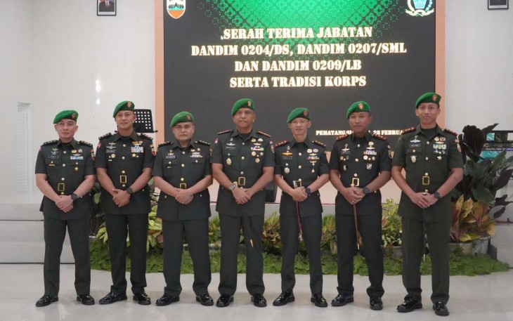 Foto Bersama Usai Sertijab Dandim Jajaran Korem 022/PT, Rabu (28/2)