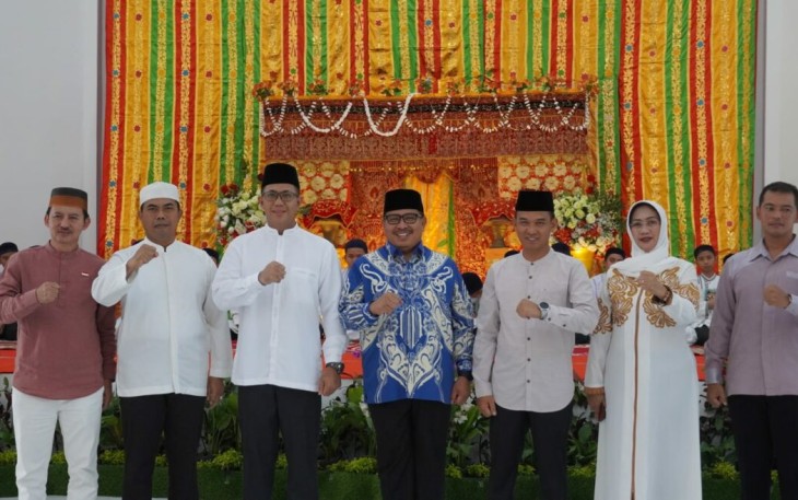 Pj Wali Kota Bengkulu Arif Gunadi Resmikan Pendopo Merah Putih Bersama Ribuan Anak Yatim