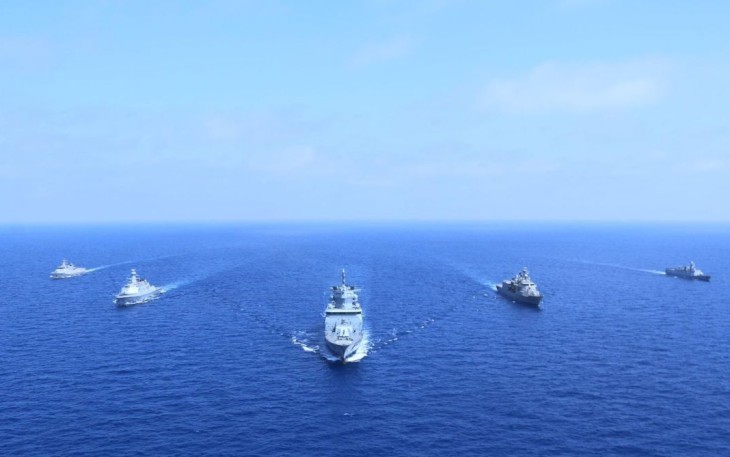 KRI Diponegoro-365 latihan manuver di laut Mediterania 