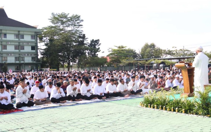 Sholat idul Fitri di Kodam XII/Tanjungpura 