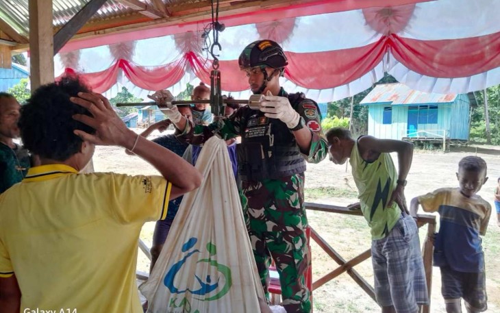 Pelayanan kesehatan ibu dan anak warga kampung Tatakra