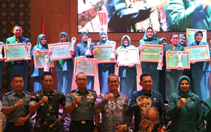 TP PKK Bintan Sabet Piala di Semua Kategori Lomba Jambore PKK Kepri 2024