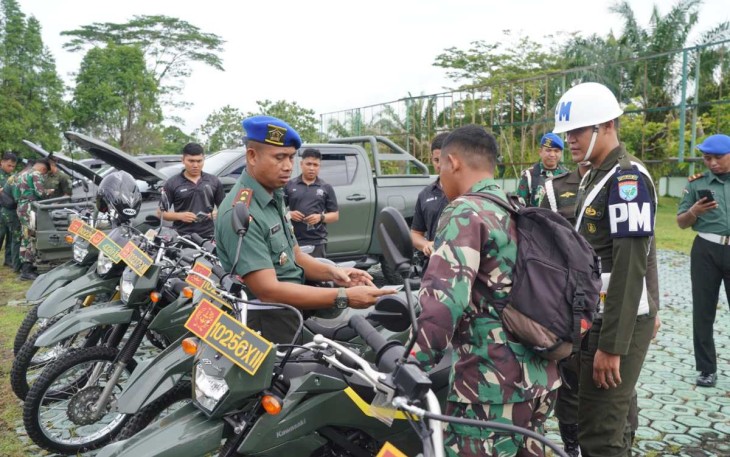 Pemeriksaan kendaraan dinas Korem 121/Abw