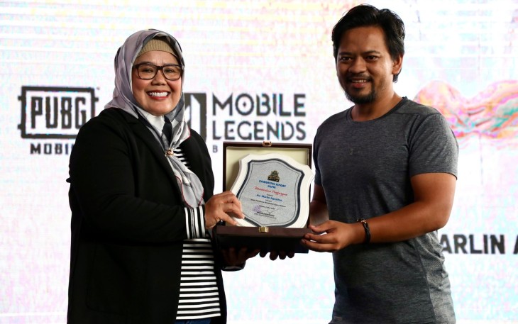 Piala Halal Bi Halal 2024