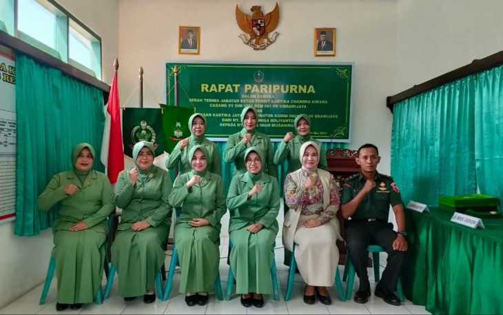 Persit KCK Cabang XV Kodim 0801/Pacitan