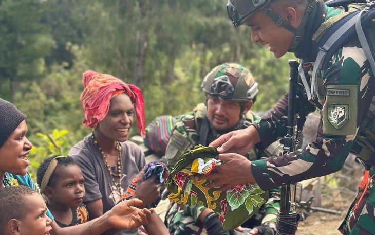 Daster Ksatria Condromowo untuk mama Papua 