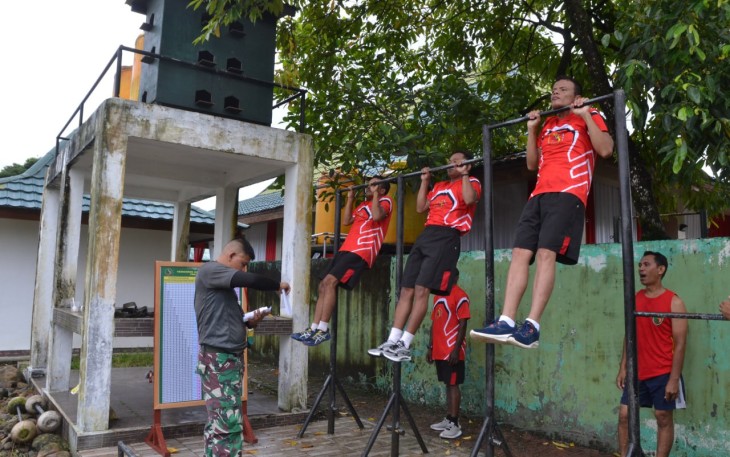 Anggota Kodim 1710/Mimika Laksanakan Kesegaran Jasmani Periodik I Tahun 2024