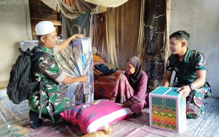 Jum'at berkah Kodim 1001/HSU-BLG 