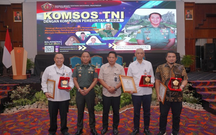 Komsos TNI dengan Komponen Pemerintah di Wilayah Kaltim 