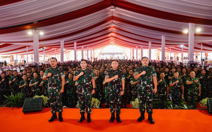 Panglima TNI Berikan Pengarahan Kepada Para Komandan Satuan Jajaran TNI 