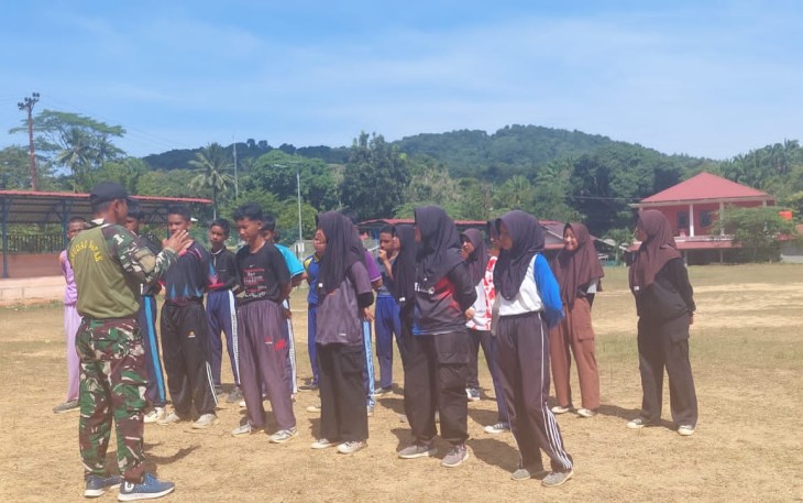 Personel Lanudal Matak Beri Pelatihan PBB Pasukan Pengibar Bendera 
