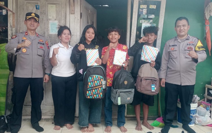Kapolsek Purwokerto Selatan Sekolahkan Anak Yatim Putus Sekolah 
