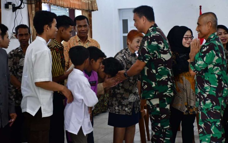 Santunan anak yatim piatu