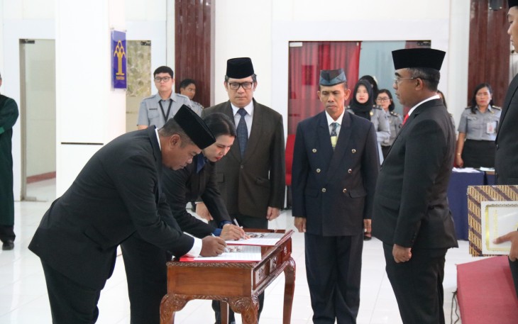 Agung Krisna Resmi Melantik dan Mengambil Sumpah Jabatan MPD